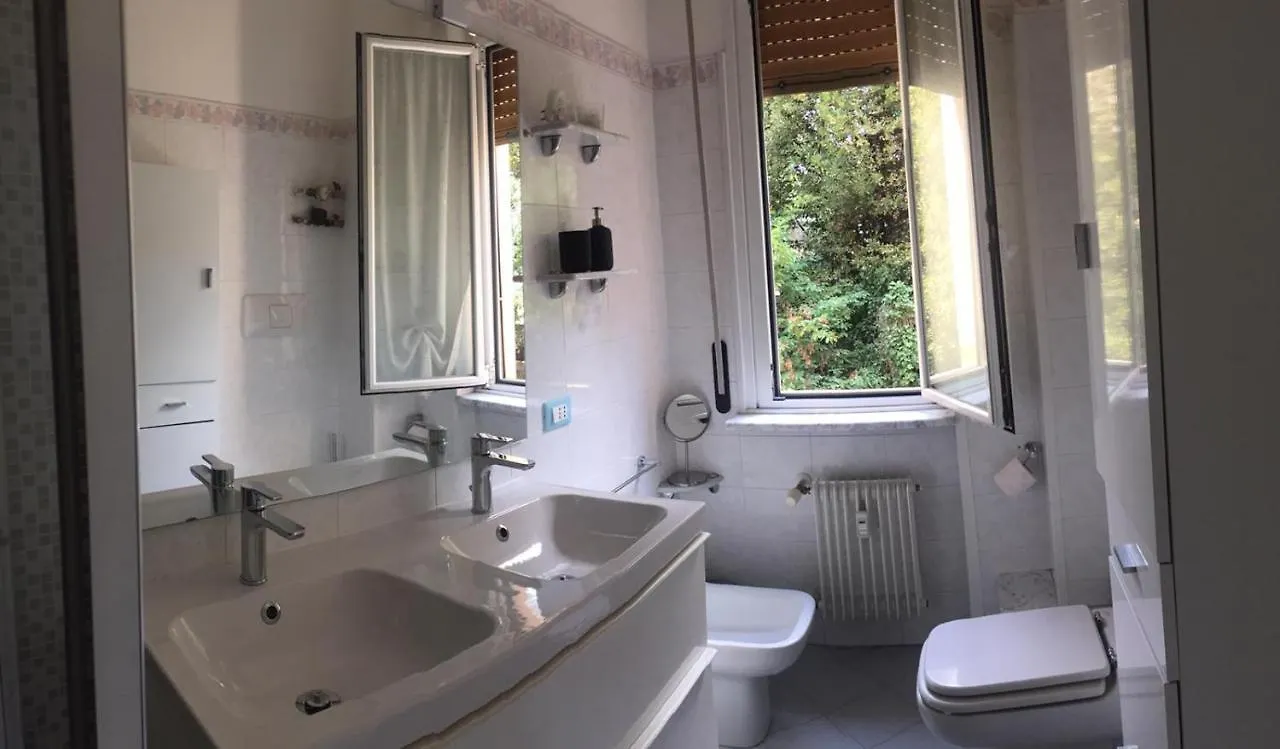 Bumby'S Apartment Genova Italien